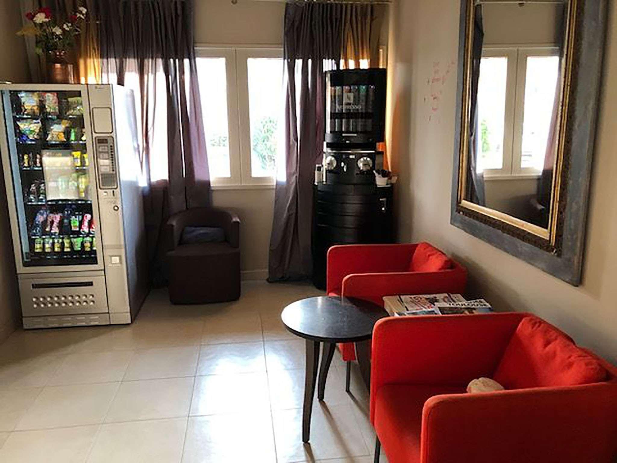 Kyriad Toulouse Blagnac Aeroport Екстер'єр фото
