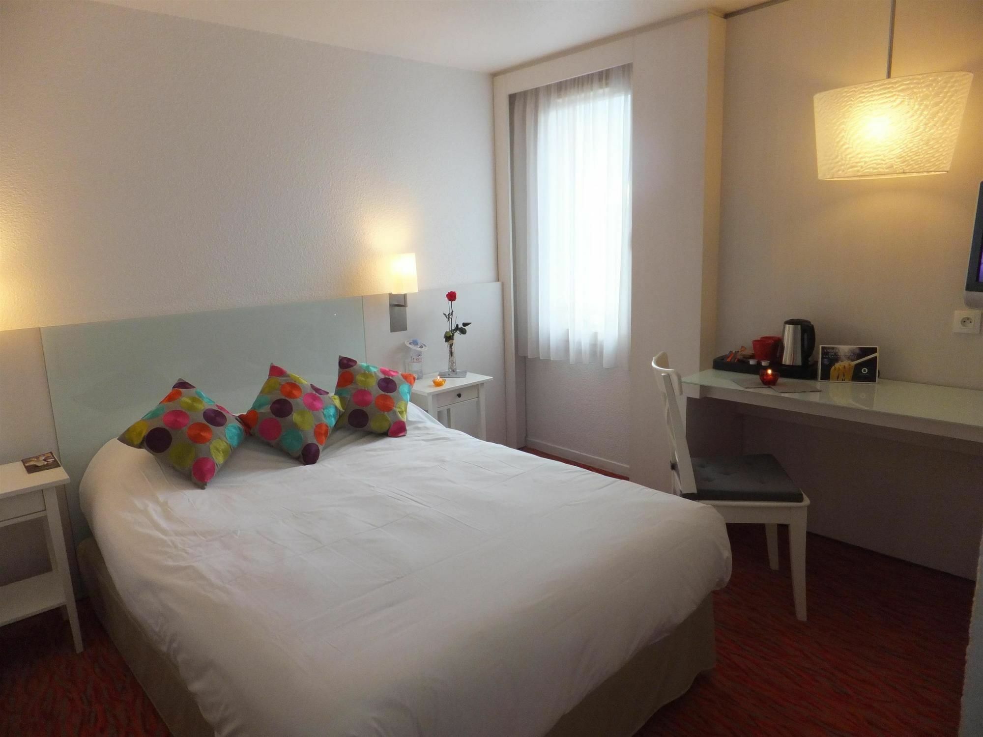 Kyriad Toulouse Blagnac Aeroport Екстер'єр фото